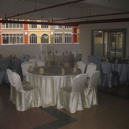 Roof Garden Hotel Shah Alam Ngoại thất bức ảnh