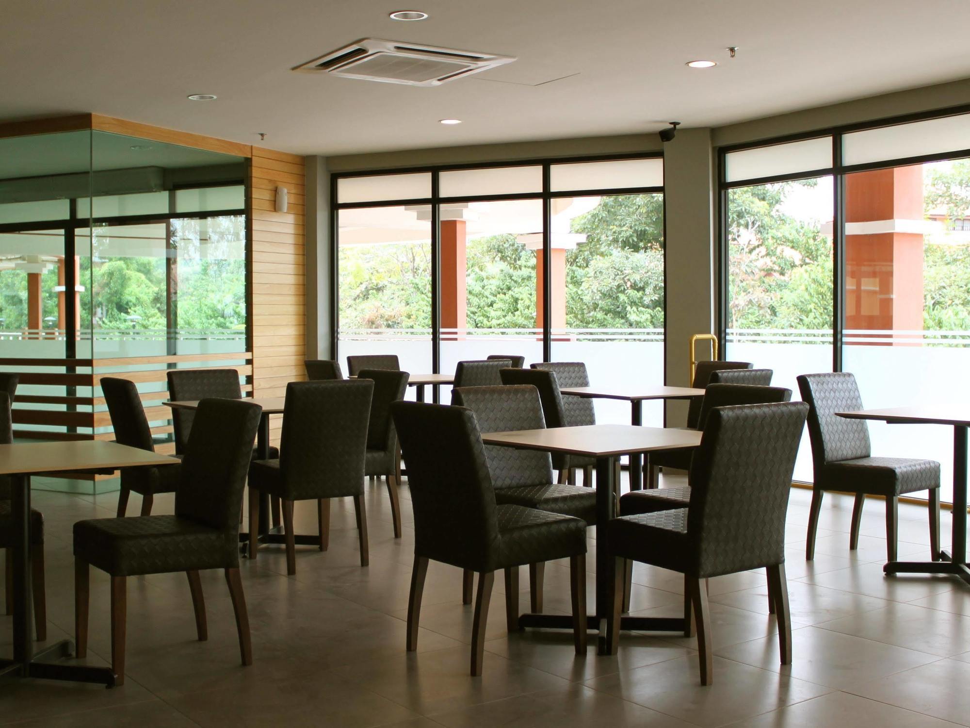 Roof Garden Hotel Shah Alam Ngoại thất bức ảnh